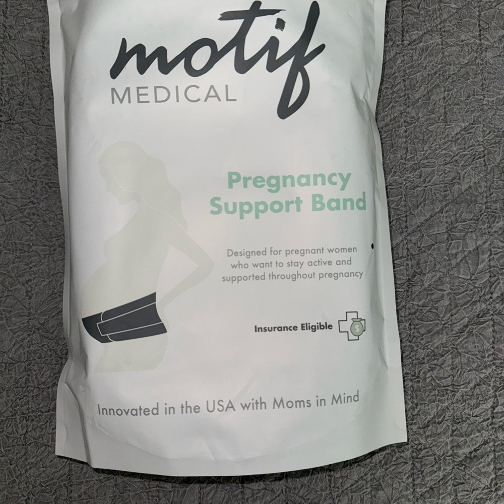 New Motif Medical Pregnancy Support Band - White

Package opened but never used.